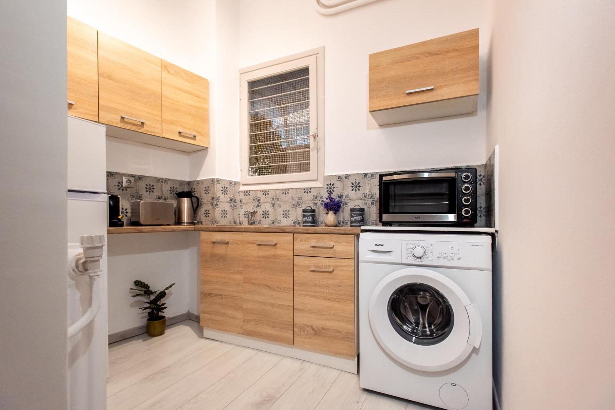 Relax Apartment Under Acropolis Athens Exterior photo